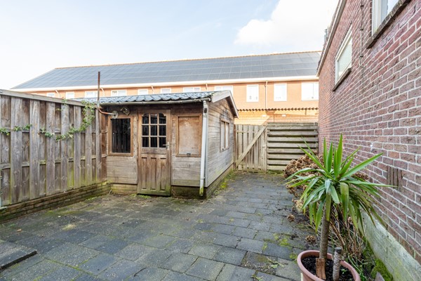 Medium property photo - Koningin Julianalaan 25, 1421 AH Uithoorn